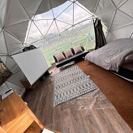 Secret Heated Dome Lincoln Firepit Projectorアパートメント エクステリア 写真